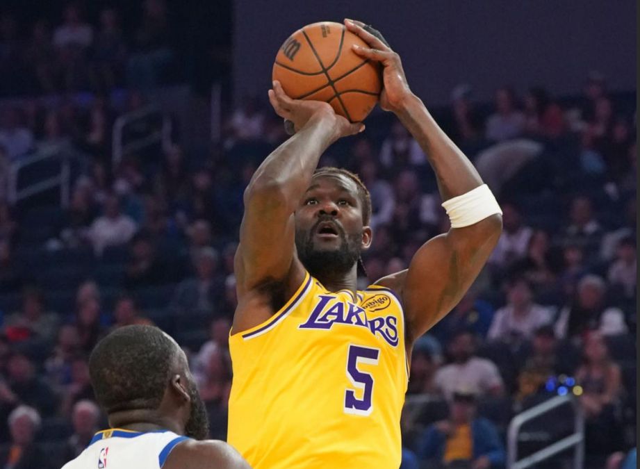 Pas doux aujourd'hui ! Ayton a réussi 7 tirs sur 11 et a marqué efficacement 15+8. Il a répondu avec de nombreux dunks pour répondre aux questions.