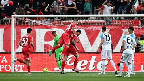 Monza contre Naples