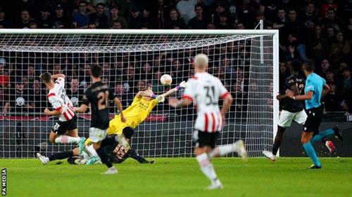 PSV Eindhoven contre Arsenal